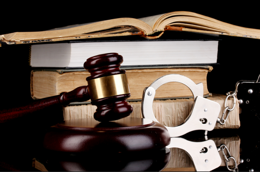 difference between wrongful death and criminal charge